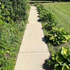 house-washing-and-sidewalk-cleaning-in-germantown-hills-il 2