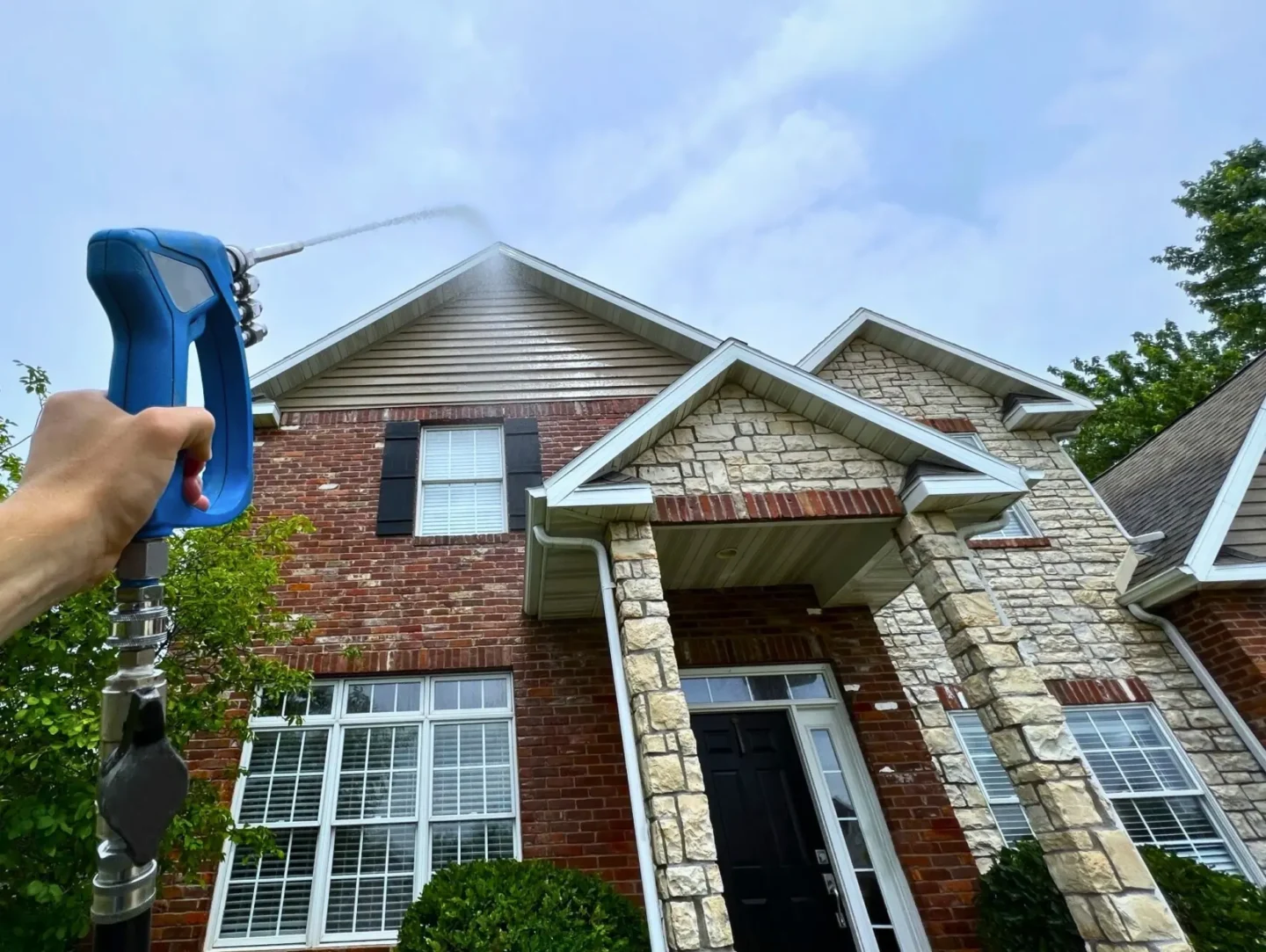 Pressure Washing Exterior Cleaning Peoria, IL.